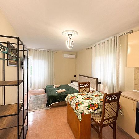 Shkodra Guest House & Trips Exteriér fotografie