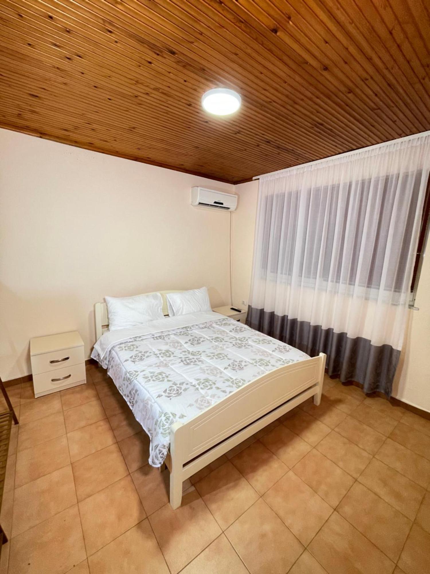 Shkodra Guest House & Trips Exteriér fotografie